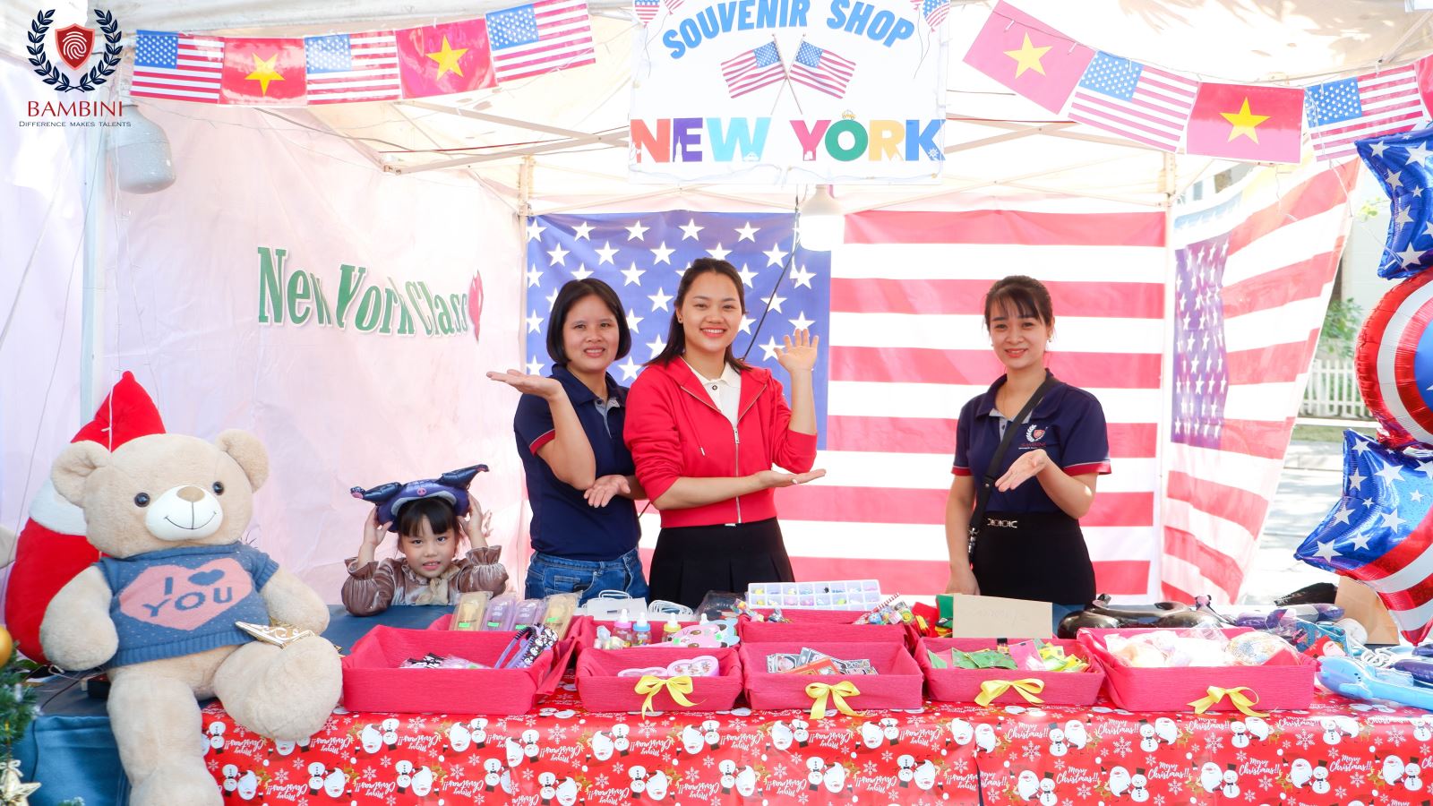 Gian hàng lưu niệm lớp New York